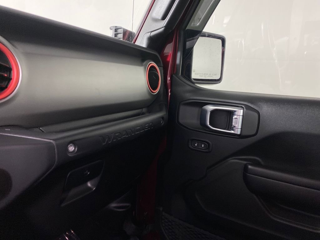 Used 2021 Jeep Wrangler Sport image 28