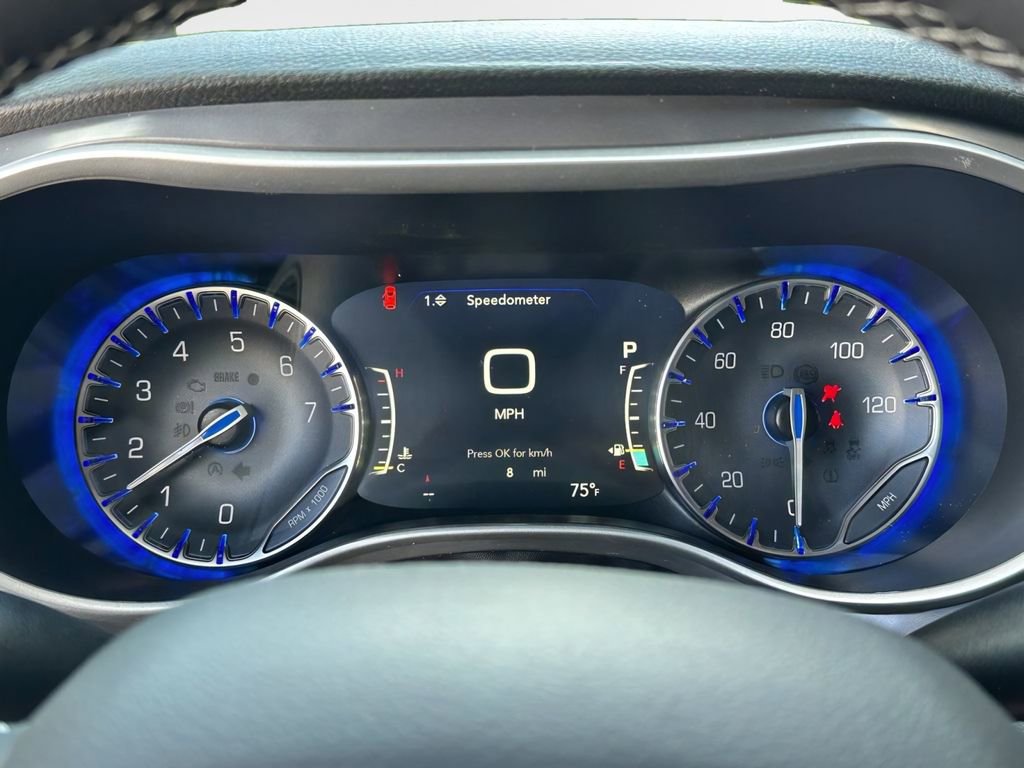 New 2026 Chrysler Pacifica Select FWD image 7