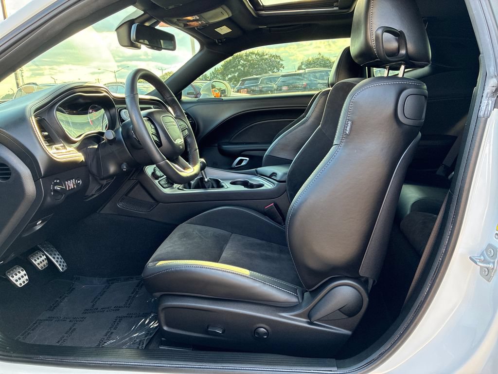 Used 2023 Dodge Challenger R/T Scat Pack RWD image 17