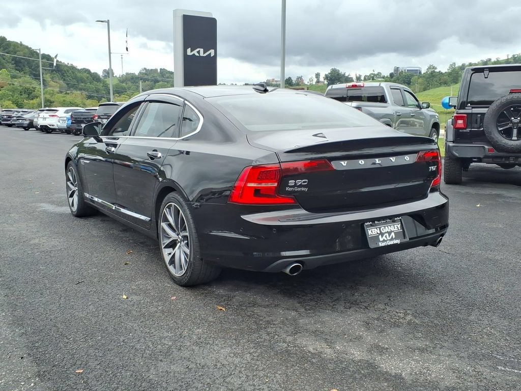 Used 2018 Volvo S90 T5 Momentum w/ Convenience Package AWD/4WD image 7