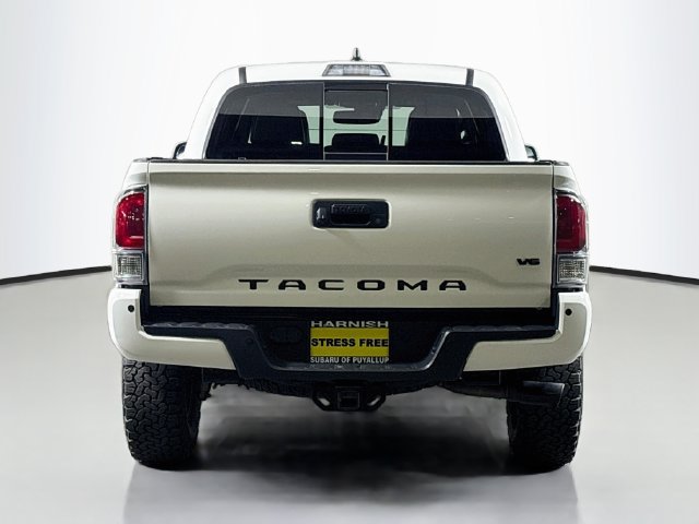 Used 2021 Toyota Tacoma TRD Off-Road w/ TRD Premium Off Road Package AWD/4WD image 7