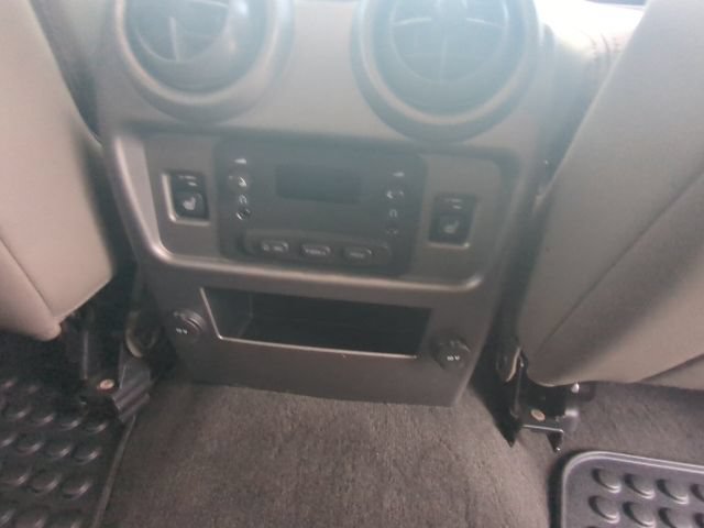 Used 2004 HUMMER H2 w/ Preferred Equipment Group AWD/4WD image 17