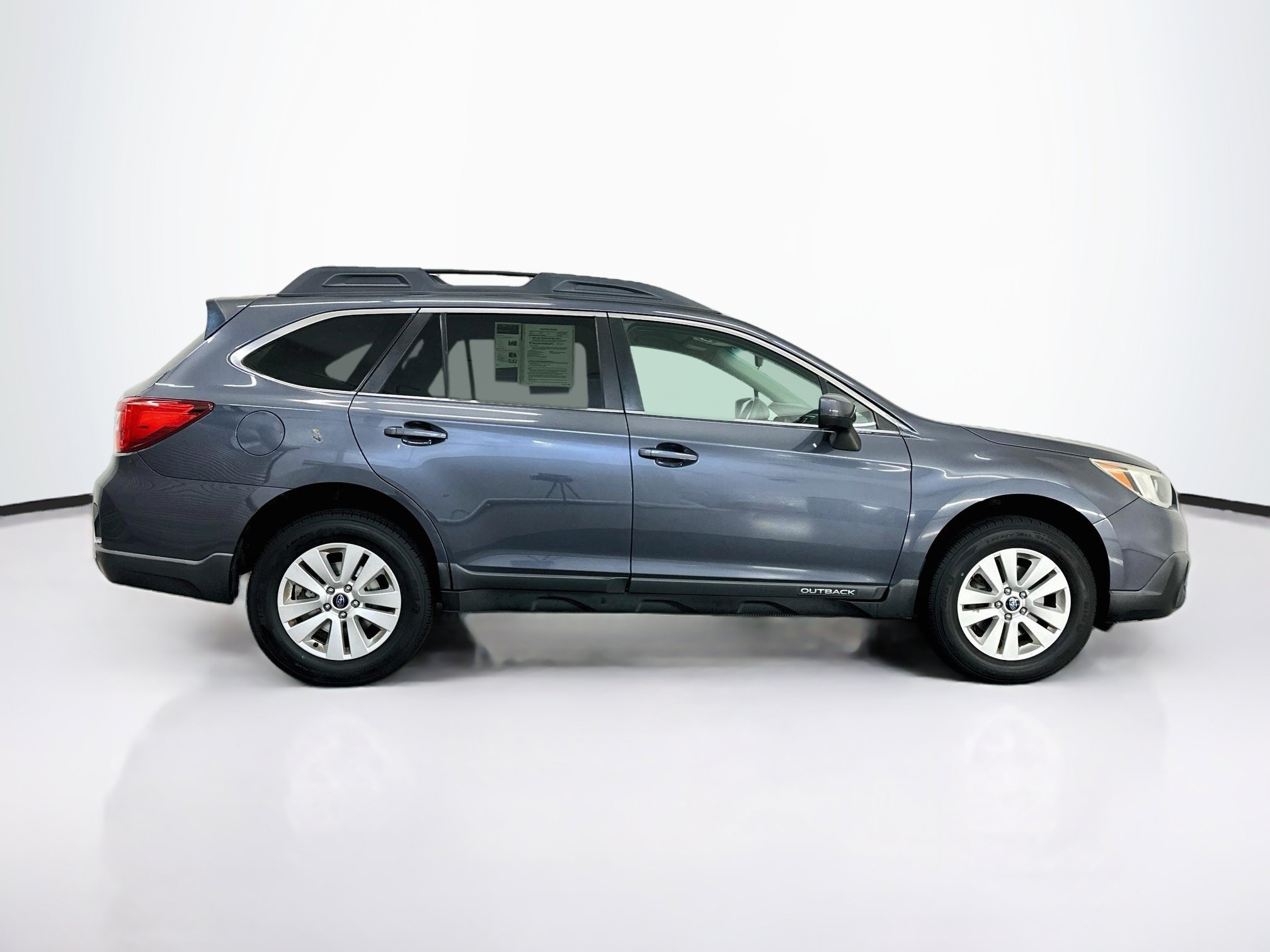Used 2015 Subaru Outback 2.5i Premium AWD/4WD image 10