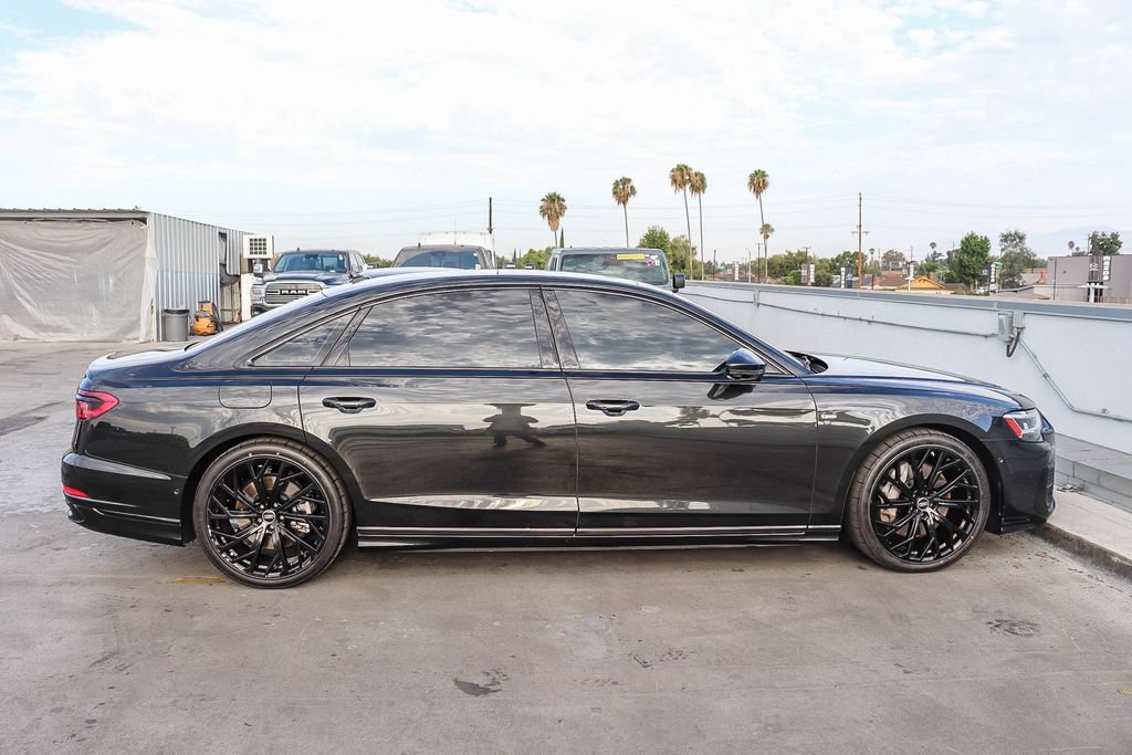 Used 2022 Audi A8 L 3.0T w/ Executive Package AWD/4WD image 13