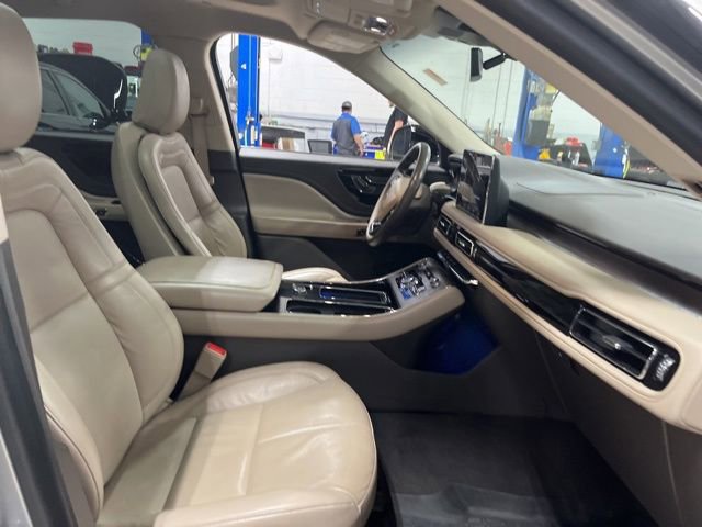 Used 2023 Lincoln Aviator Reserve w/ Elements Package Plus image 17