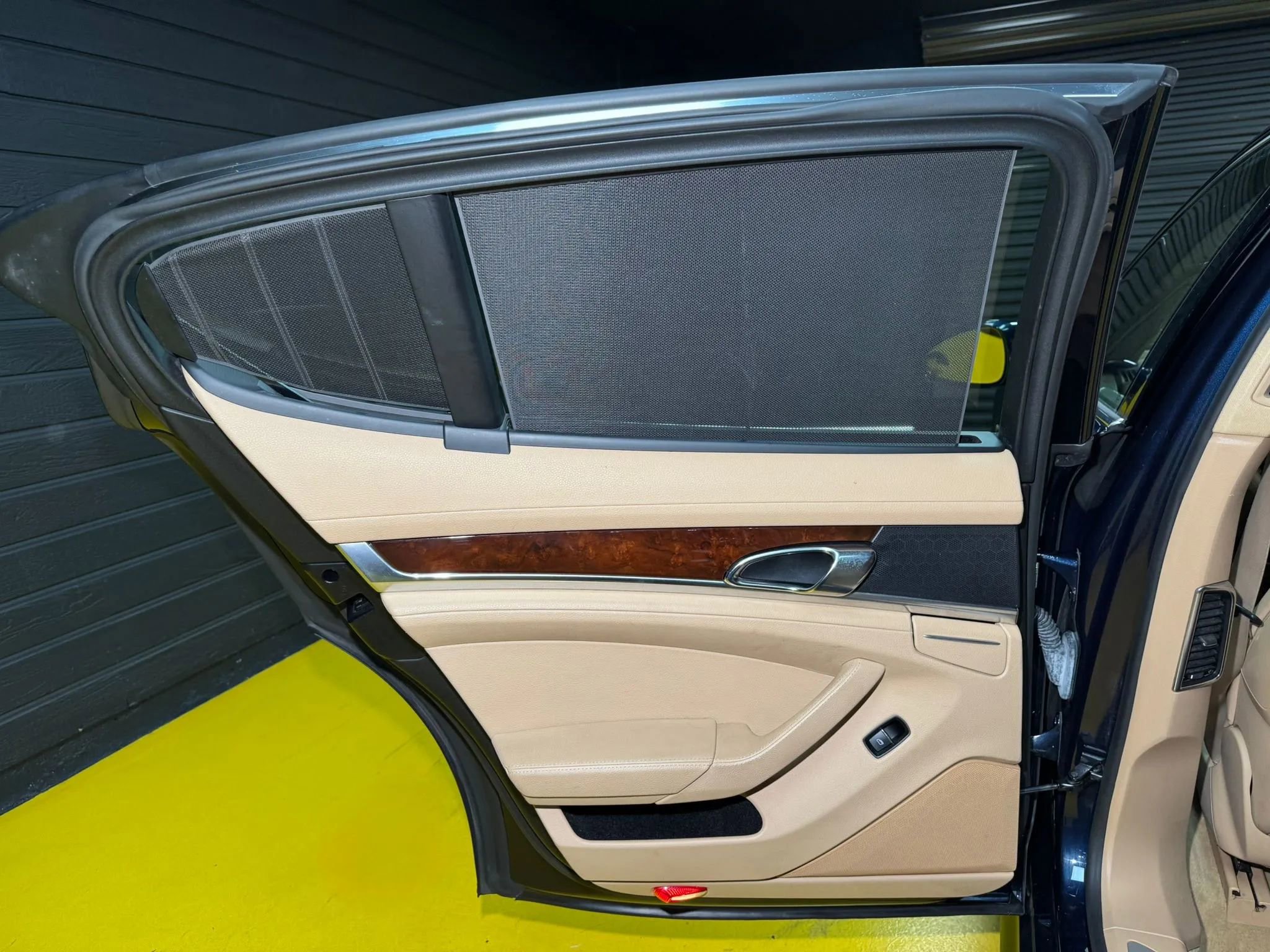 Used 2012 Porsche Panamera S image 44