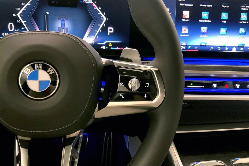 Certified 2023 BMW 760i xDrive w/ Executive Package AWD/4WD image 19