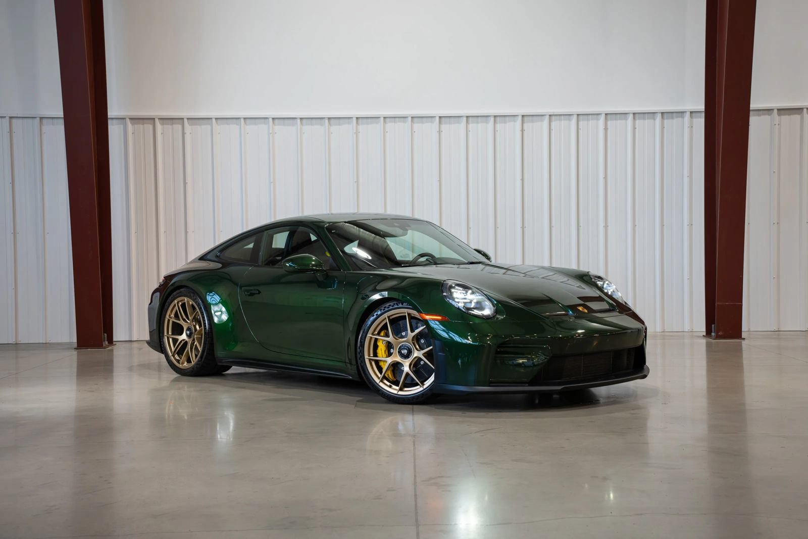 Used 2025 Porsche 911 GT3 RWD image 1