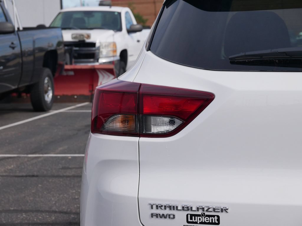 New 2026 Chevrolet TrailBlazer LS w/ LS Convenience Package AWD/4WD image 5