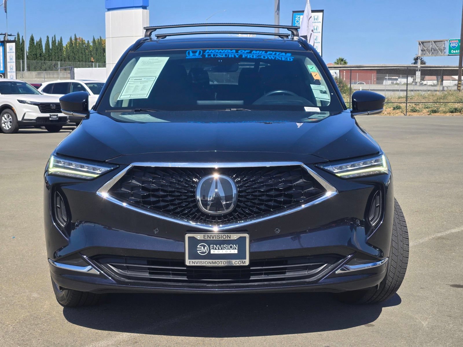 Used 2023 Acura MDX w/ Technology Package FWD image 2