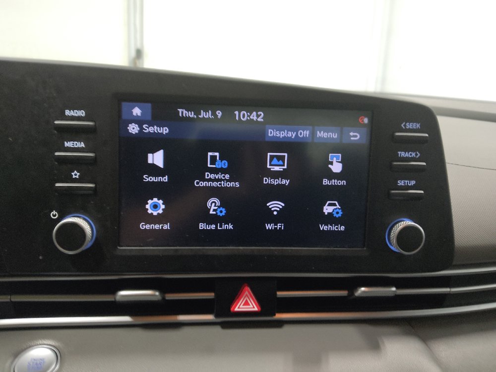 Used 2022 Hyundai Elantra SEL FWD image 25