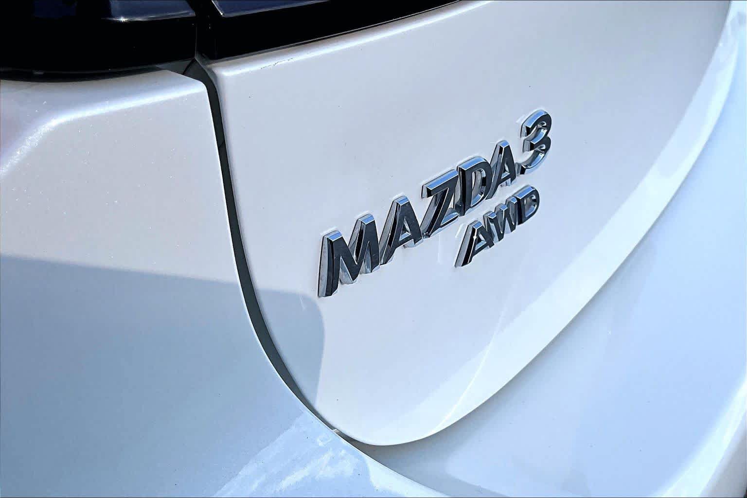 Used 2024 MAZDA MAZDA3 Hatchback w/Premium Plus Pkg AWD/4WD image 10