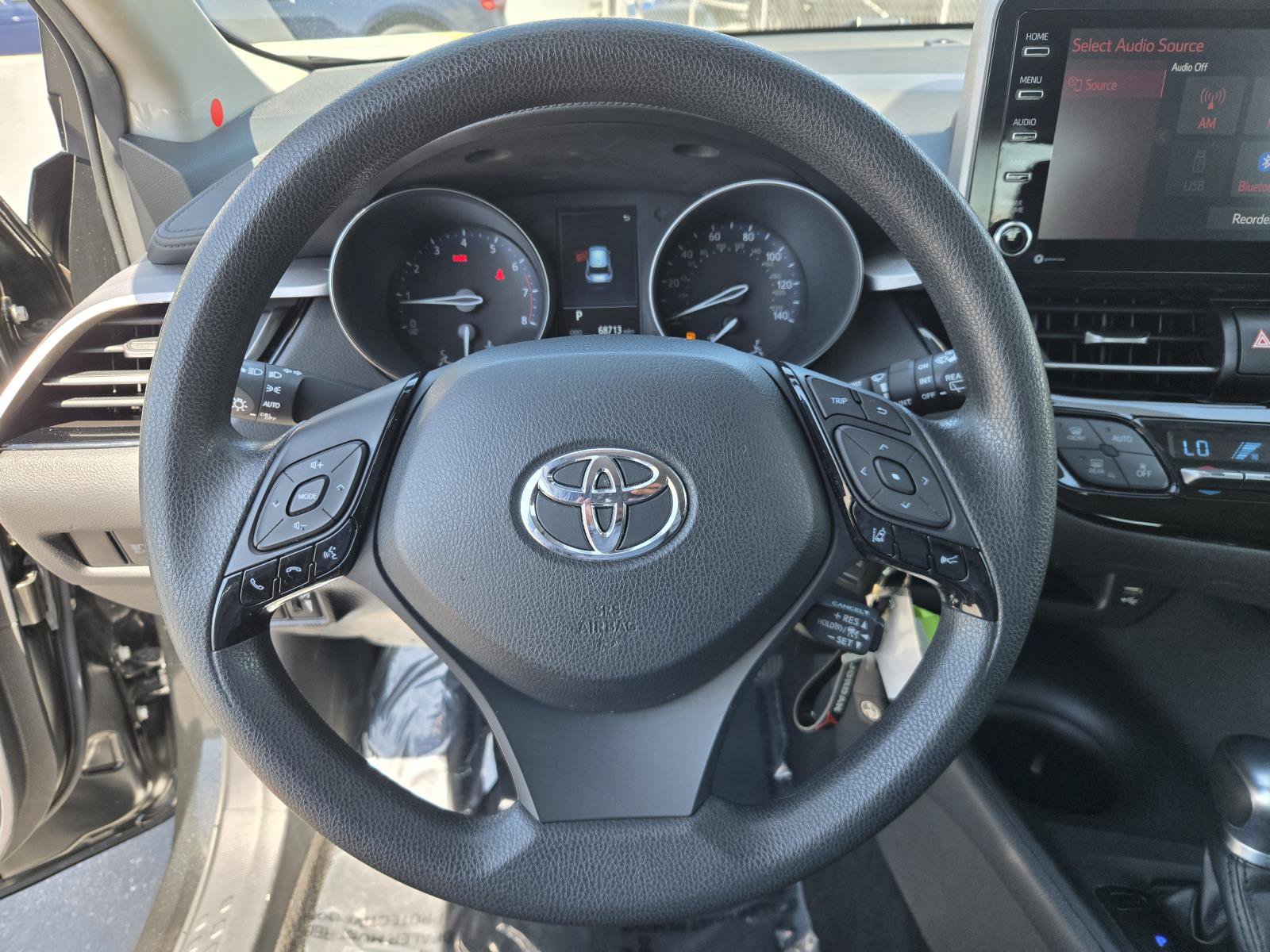 Used 2021 Toyota C-HR LE FWD image 16
