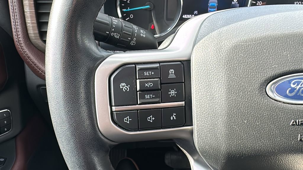 Used 2024 Ford Expedition Limited image 17