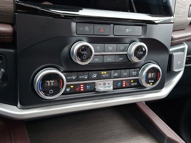 Certified 2024 Ford Expedition Limited image 17
