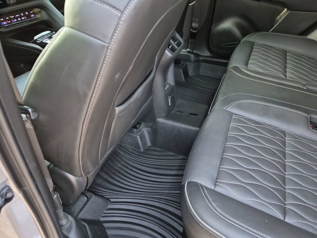 Used 2021 Buick Envision Avenir FWD image 35