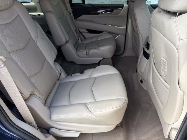 Used 2019 Cadillac Escalade Premium Luxury RWD image 15