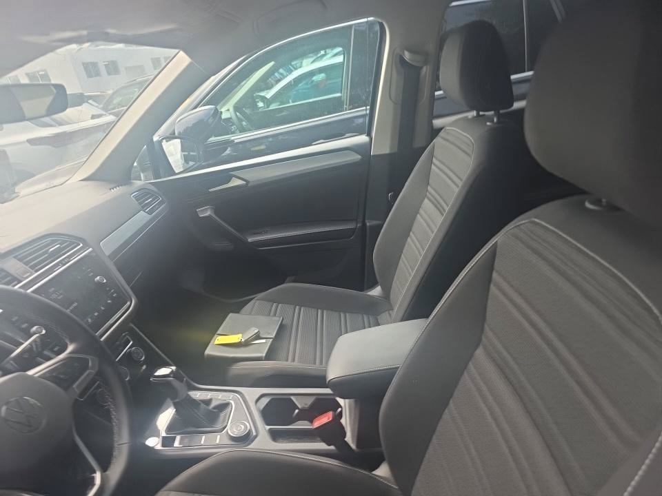 Used 2024 Volkswagen Tiguan S AWD/4WD image 5