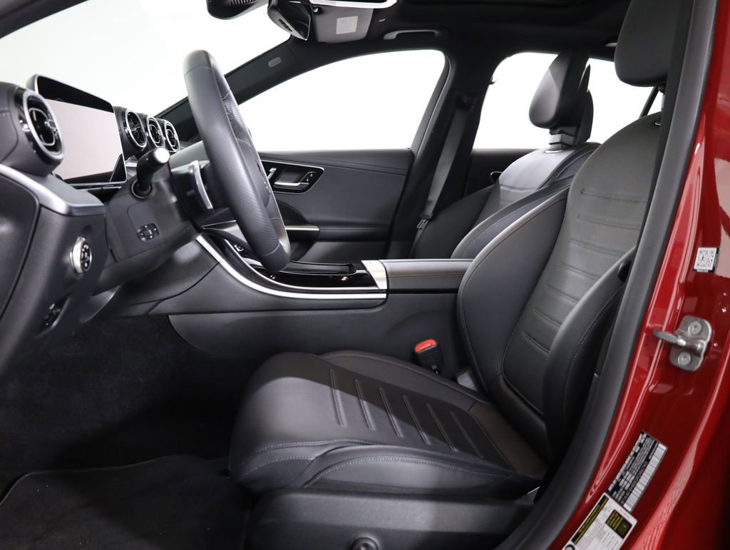 Certified 2025 Mercedes-Benz C 300 4MATIC Sedan image 31