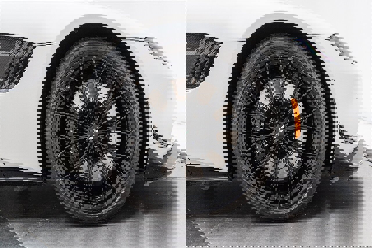 Used 2023 Aston Martin V8 Vantage Coupe image 83