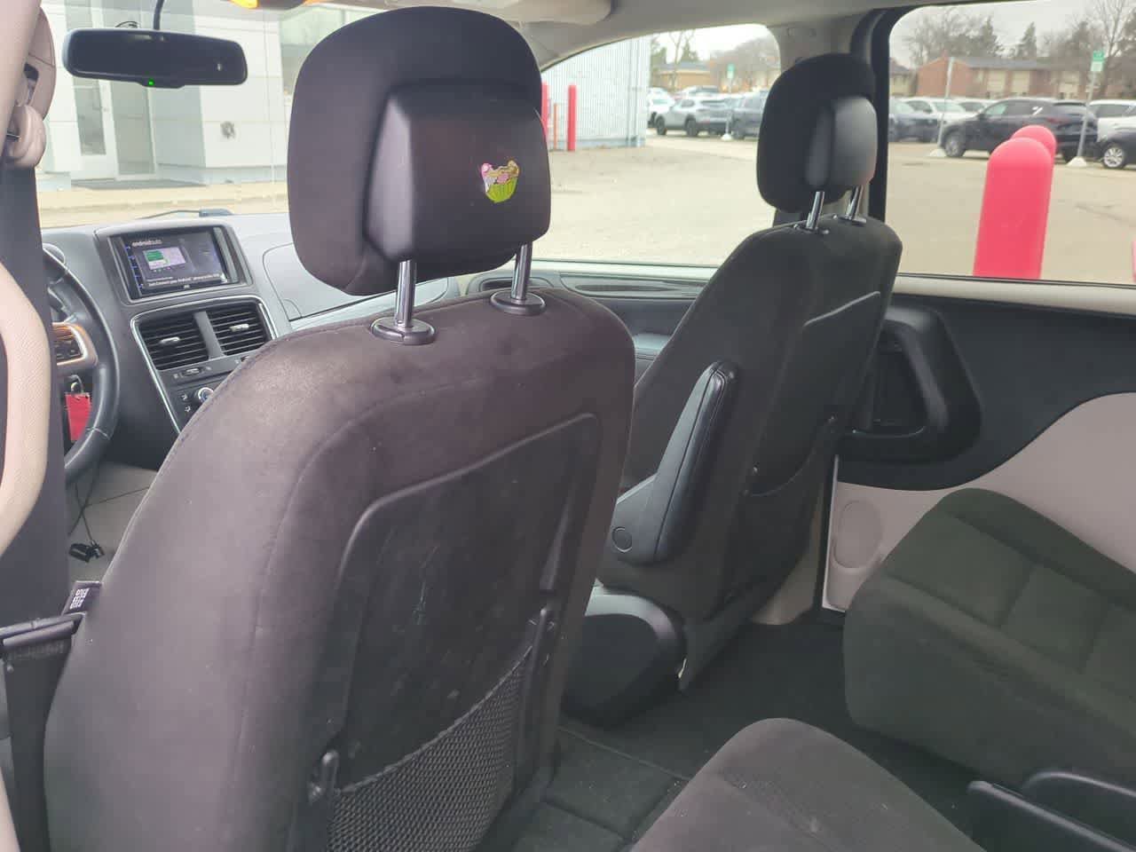 Used 2016 Dodge Grand Caravan SE w/ Quick Order Package 29E SE image 17