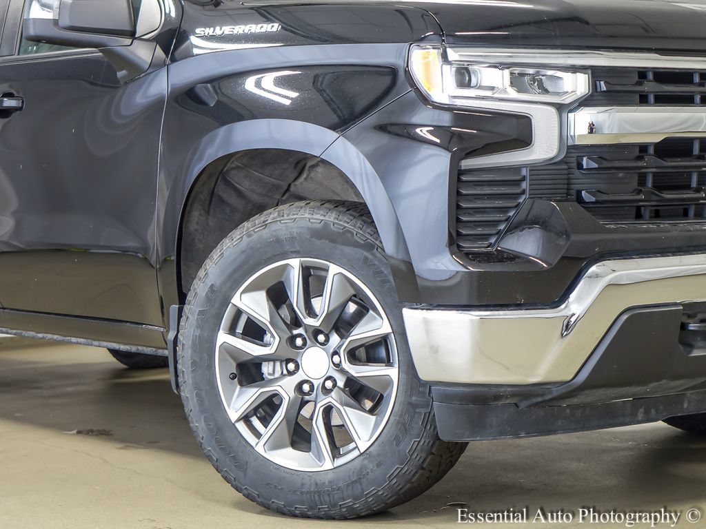 Used 2024 Chevrolet Silverado 1500 LT AWD/4WD image 4