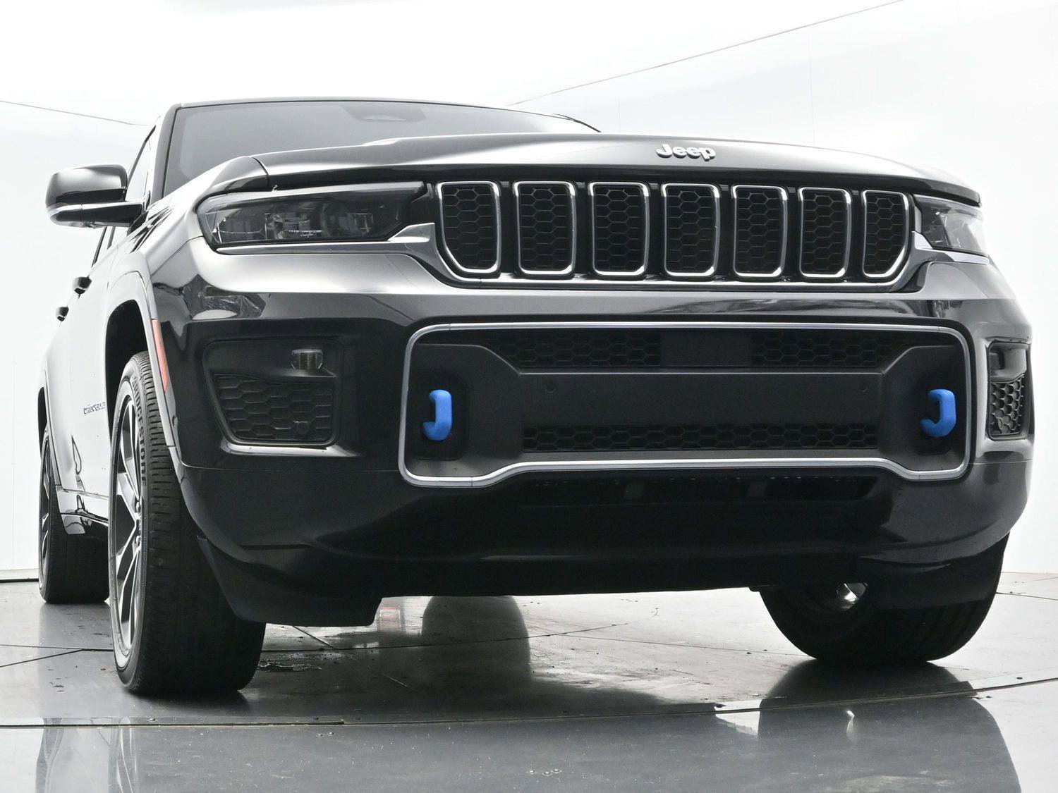 Used 2022 Jeep Grand Cherokee Overland AWD/4WD image 50