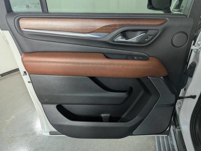 Used 2023 GMC Yukon XL Denali Ultimate AWD/4WD image 21