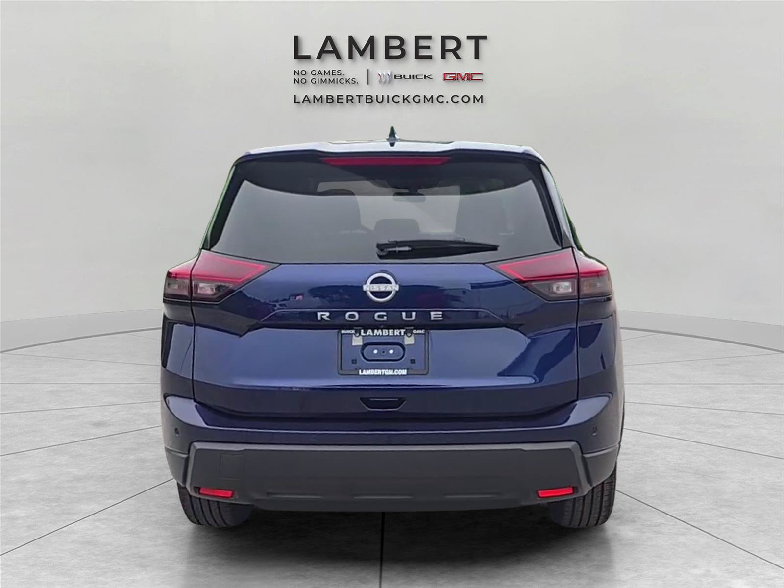 Used 2025 Nissan Rogue SV FWD image 4
