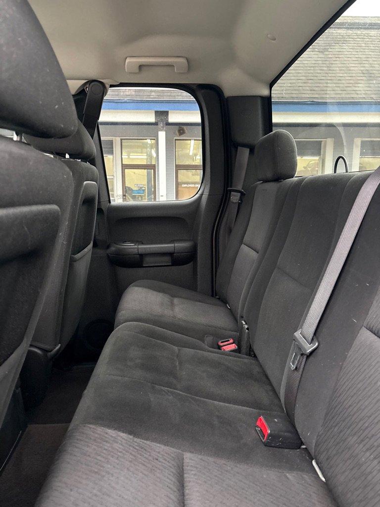 Used 2012 Chevrolet Silverado 2500 LT w/ Suspension Package, Off-Road image 10