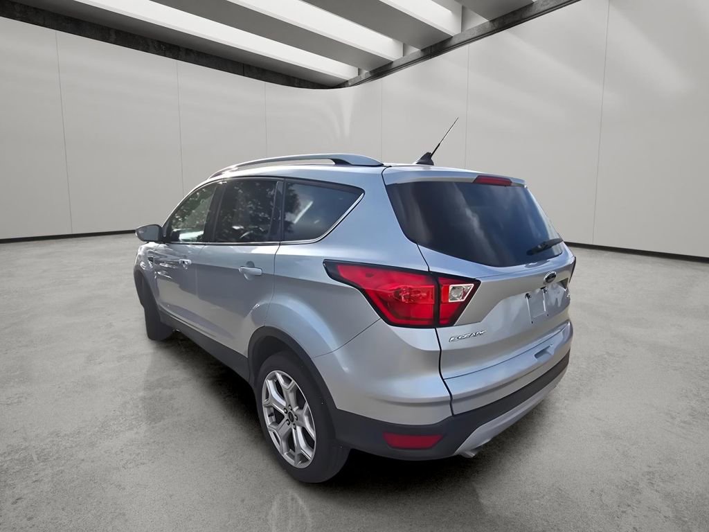 Used 2019 Ford Escape Titanium AWD/4WD image 6