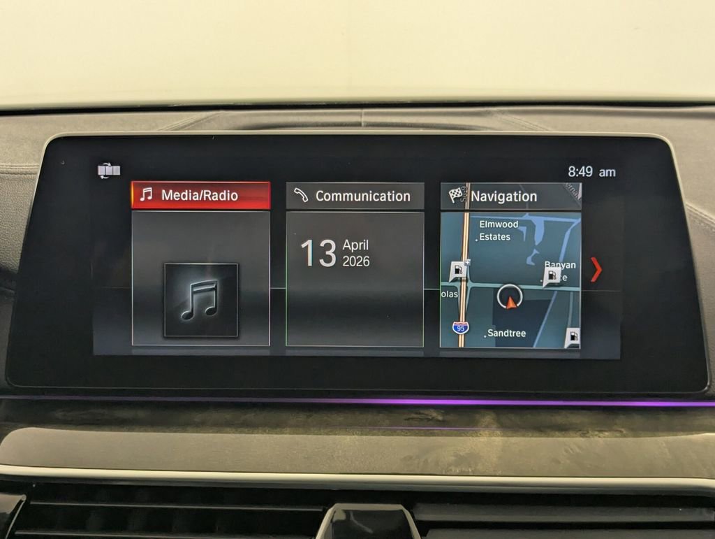 Used 2018 BMW 540i w/ M Sport Package image 18