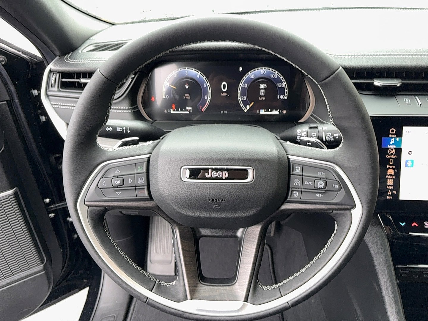 New 2026 Jeep Grand Cherokee Limited AWD/4WD image 19