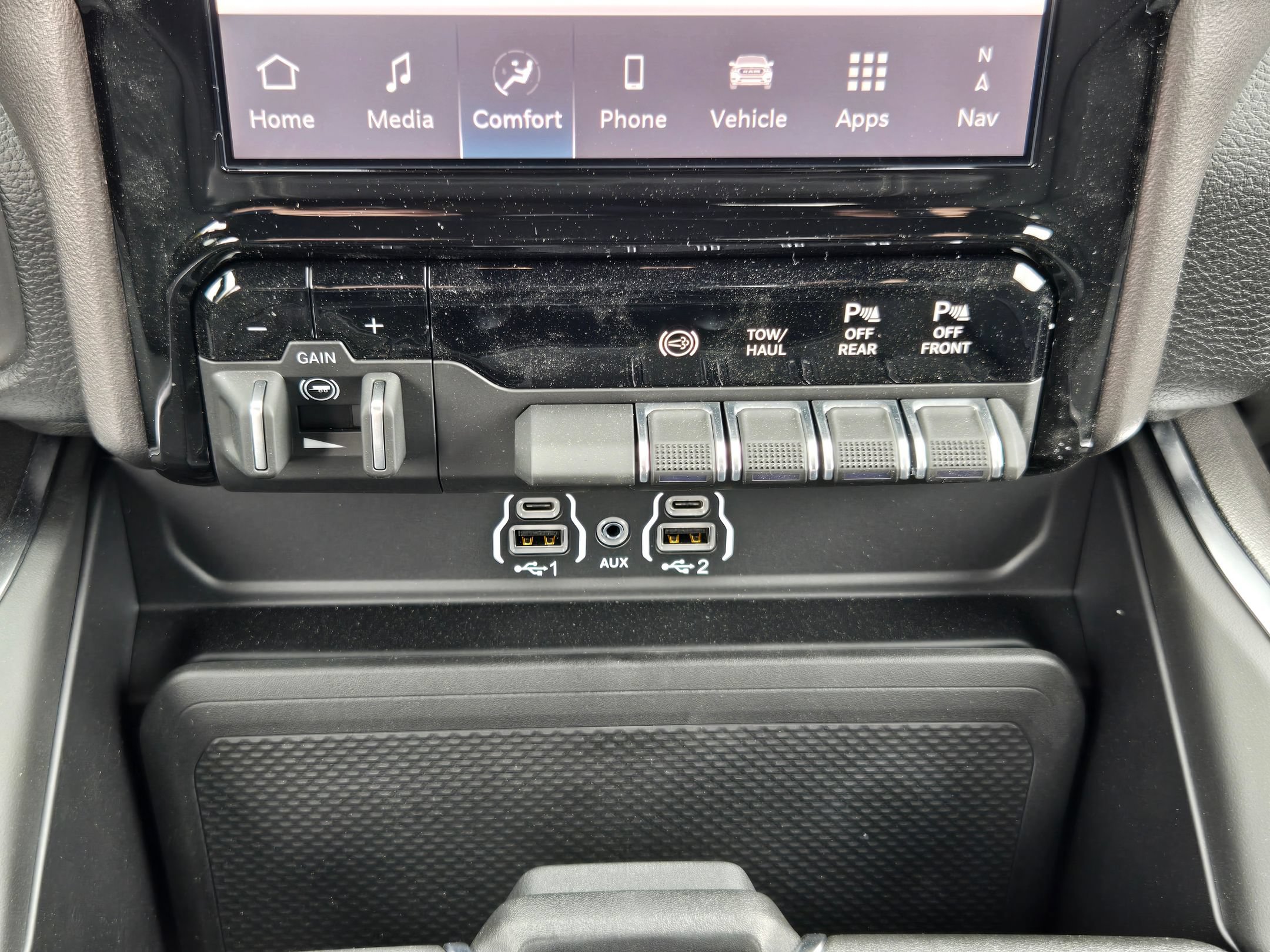 New 2026 RAM 2500 Big Horn AWD/4WD image 11