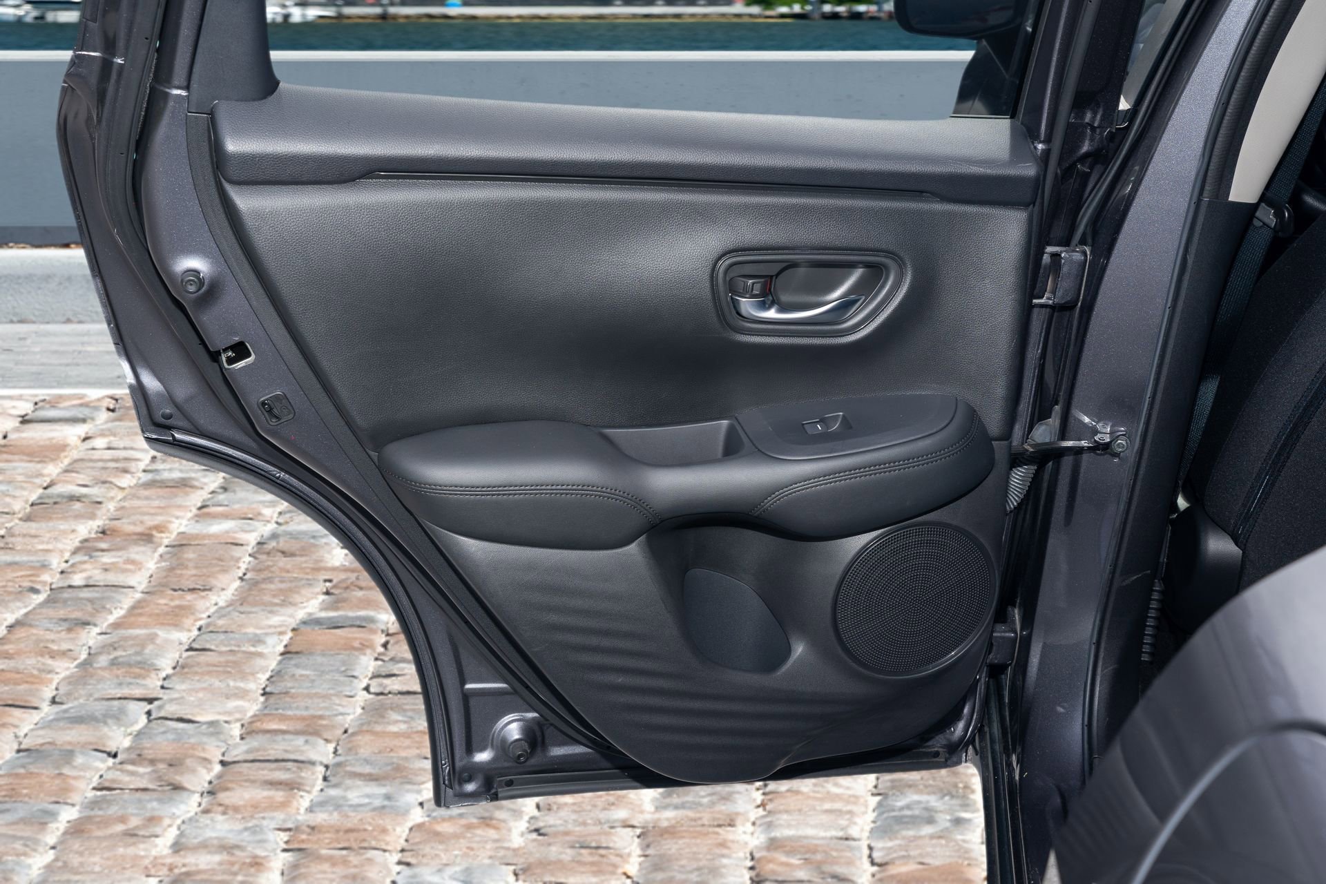 Certified 2023 Honda HR-V LX image 12