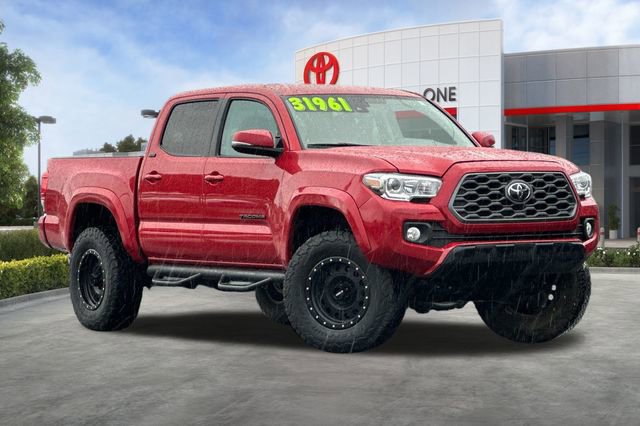 Certified 2020 Toyota Tacoma SR5 w/ Technology Package image 2