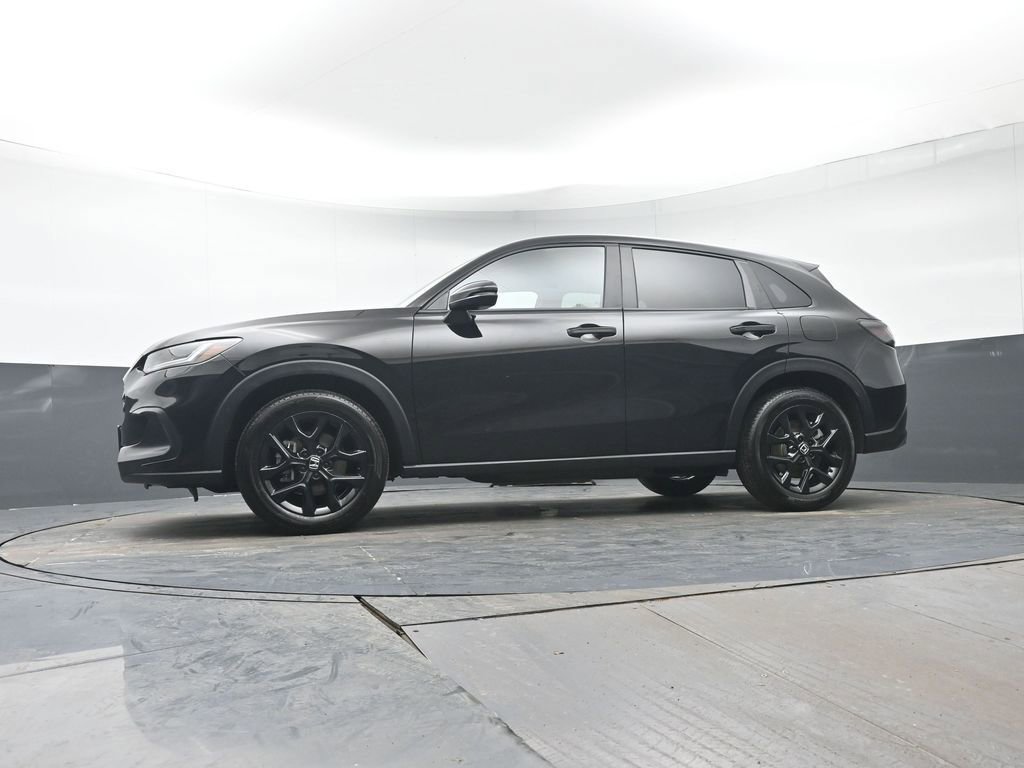 Used 2025 Honda HR-V Sport image 29