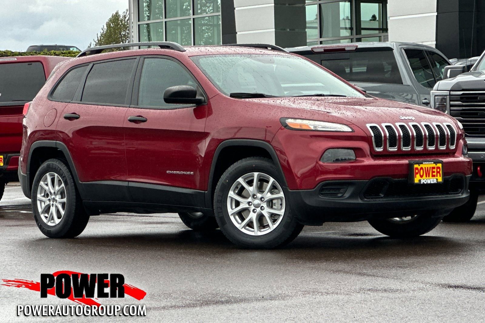 Used 2017 Jeep Cherokee Sport w/ Cold Weather Group AWD/4WD image 1