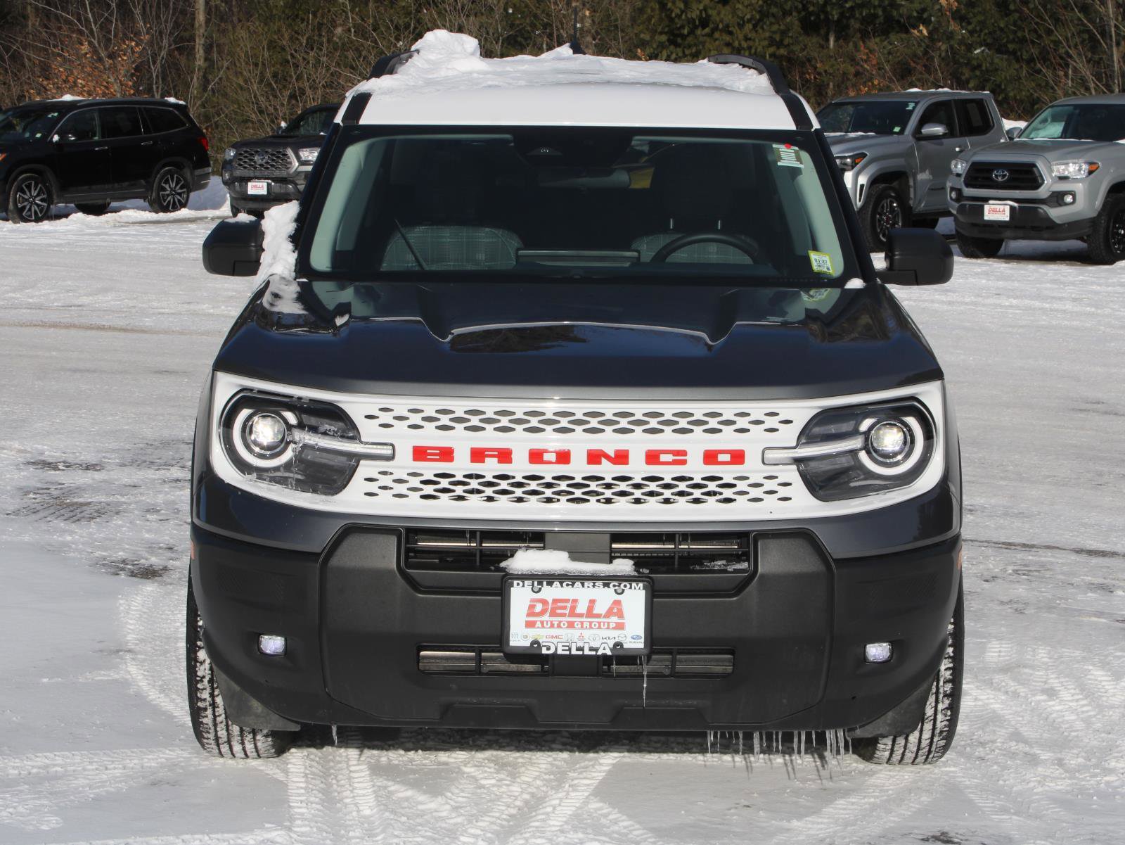 Used 2025 Ford Bronco Sport Heritage w/ Convenience Package image 2