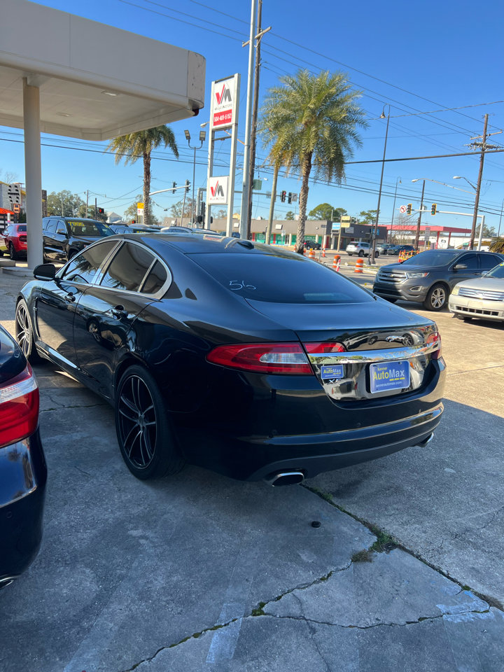 Used 2011 Jaguar XF image 3