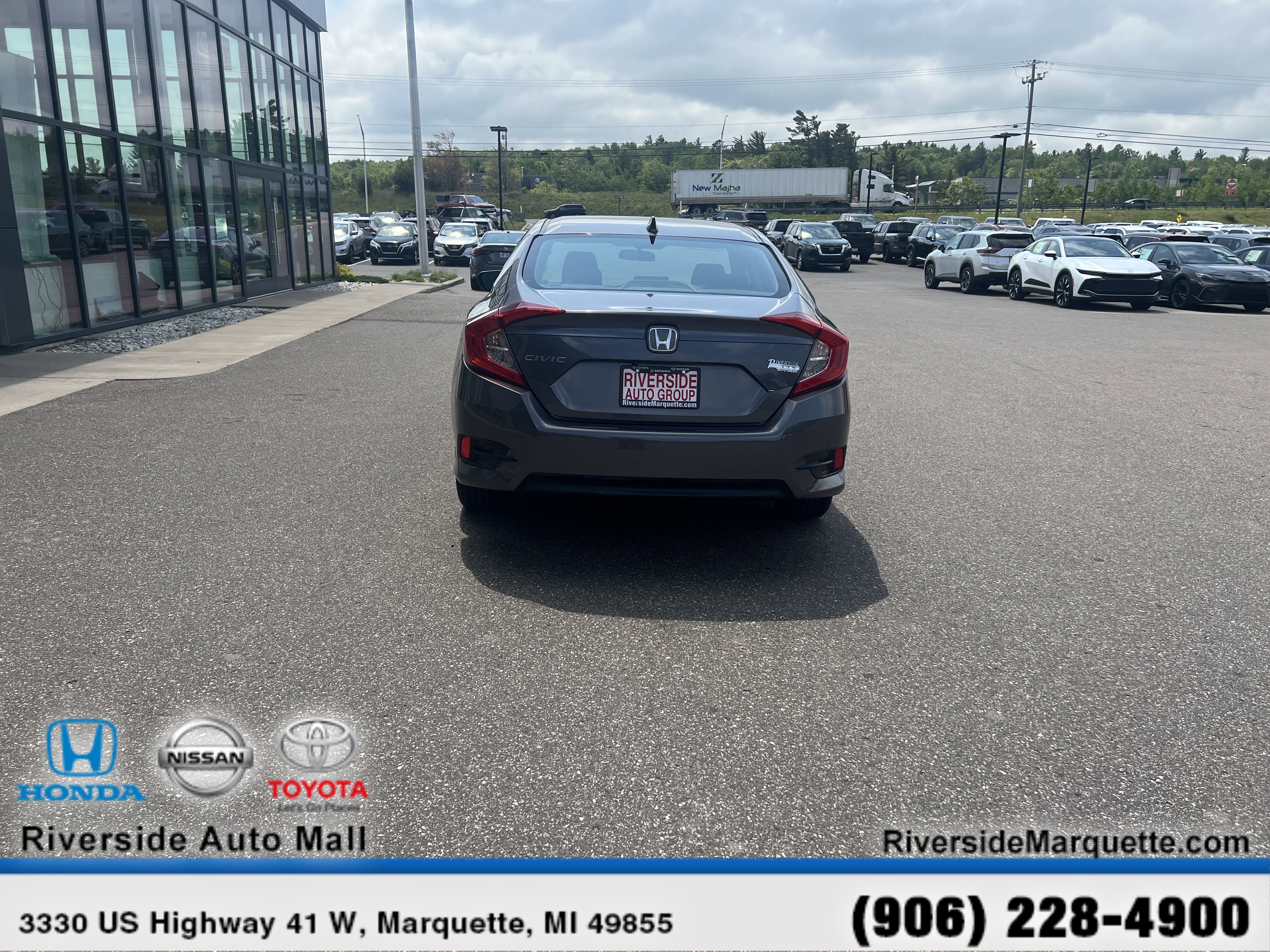 Used 2018 Honda Civic EX image 7