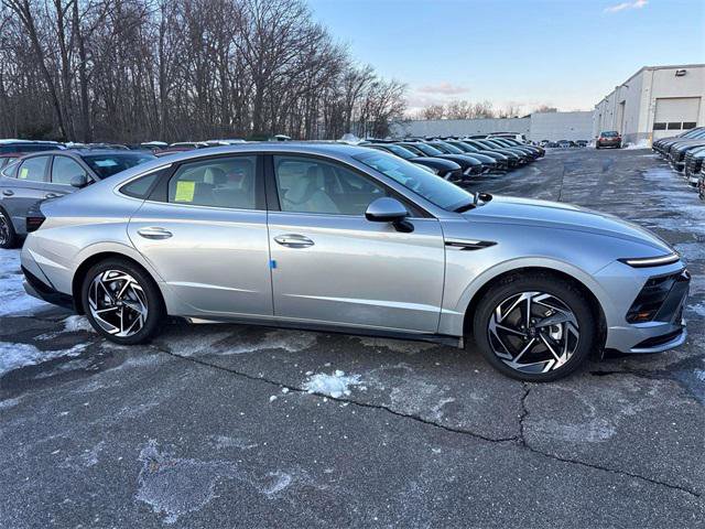 New 2026 Hyundai Sonata SEL image 2