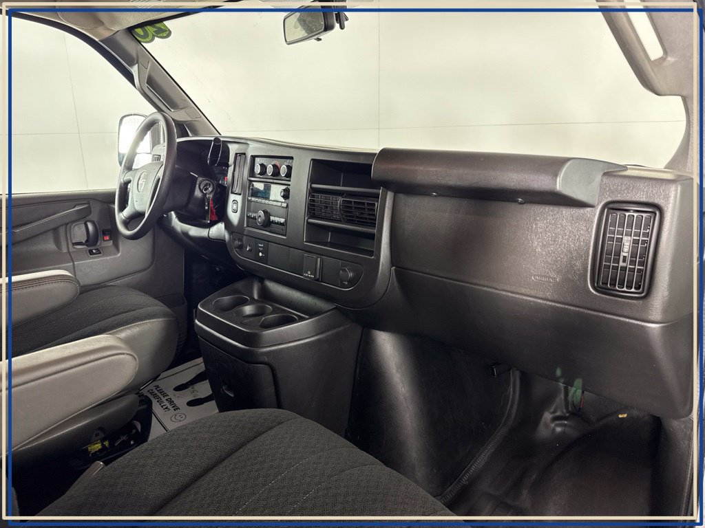 Used 2020 GMC Savana 2500 w/ Driver Convenience Package RWD image 32