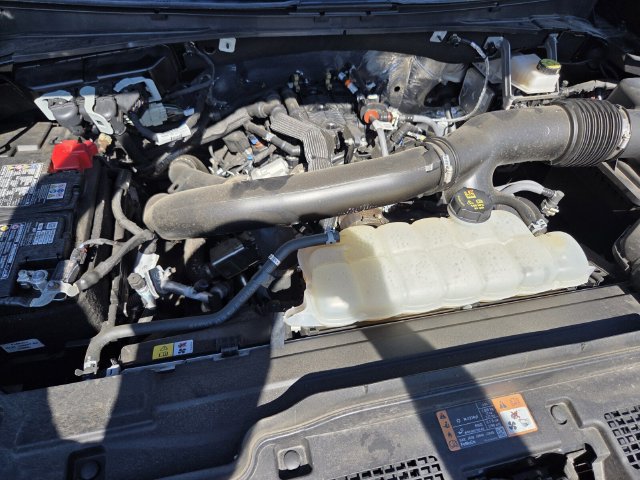 Certified 2025 Ford Expedition Platinum AWD/4WD image 21