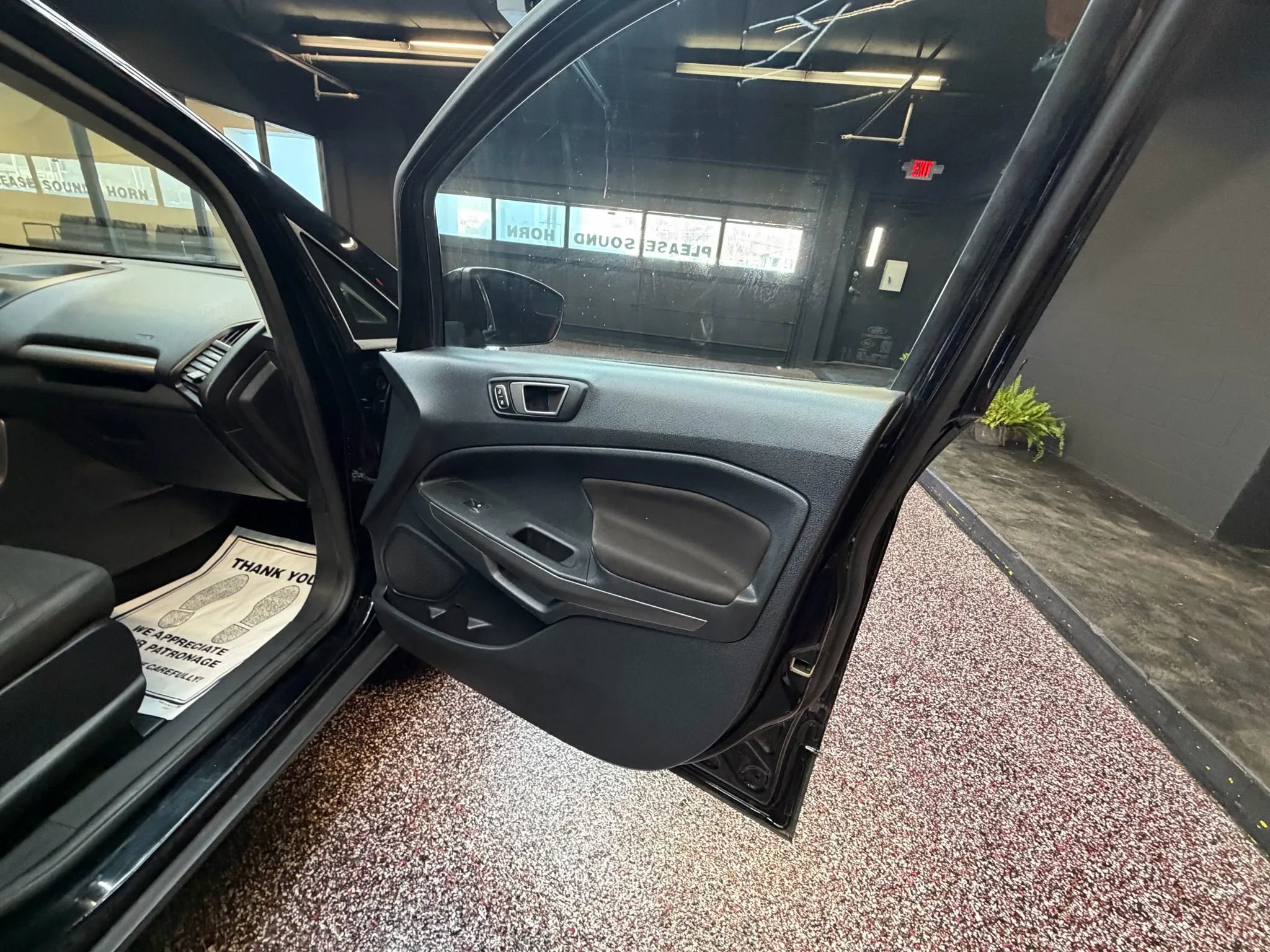 Used 2020 Ford EcoSport SE FWD image 35