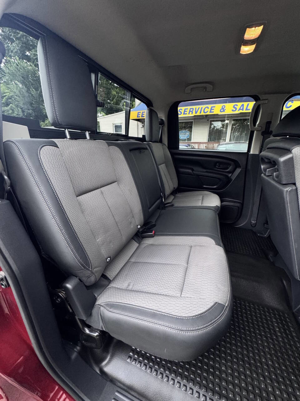 Used 2019 Nissan Titan S w/ S Utility Package image 17