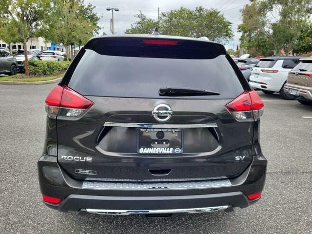 Used 2017 Nissan Rogue SV FWD image 8