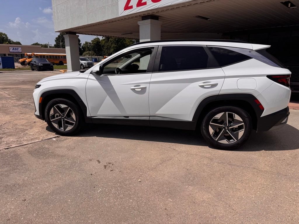 Used 2025 Hyundai Tucson SEL FWD image 5