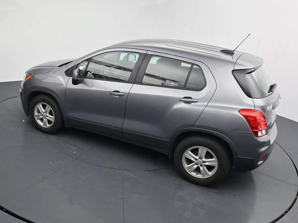Used 2020 Chevrolet Trax LS FWD image 13