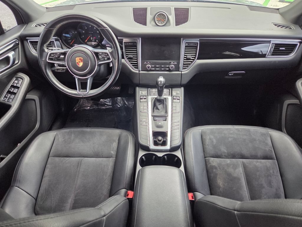 Used 2018 Porsche Macan AWD/4WD image 27